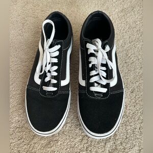 Vans Old Skool Black Suede Low Top Skate Sneakers M7/W8.5